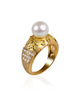 Marilisi artisan fine jewelry White Pearl Yellow Gold Ring with grapevine design side view close up
