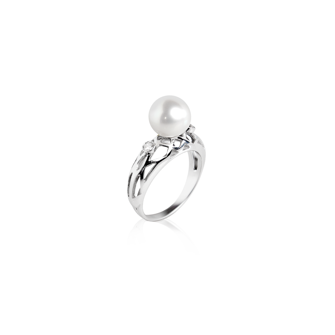 white gold with a pearl on a white background